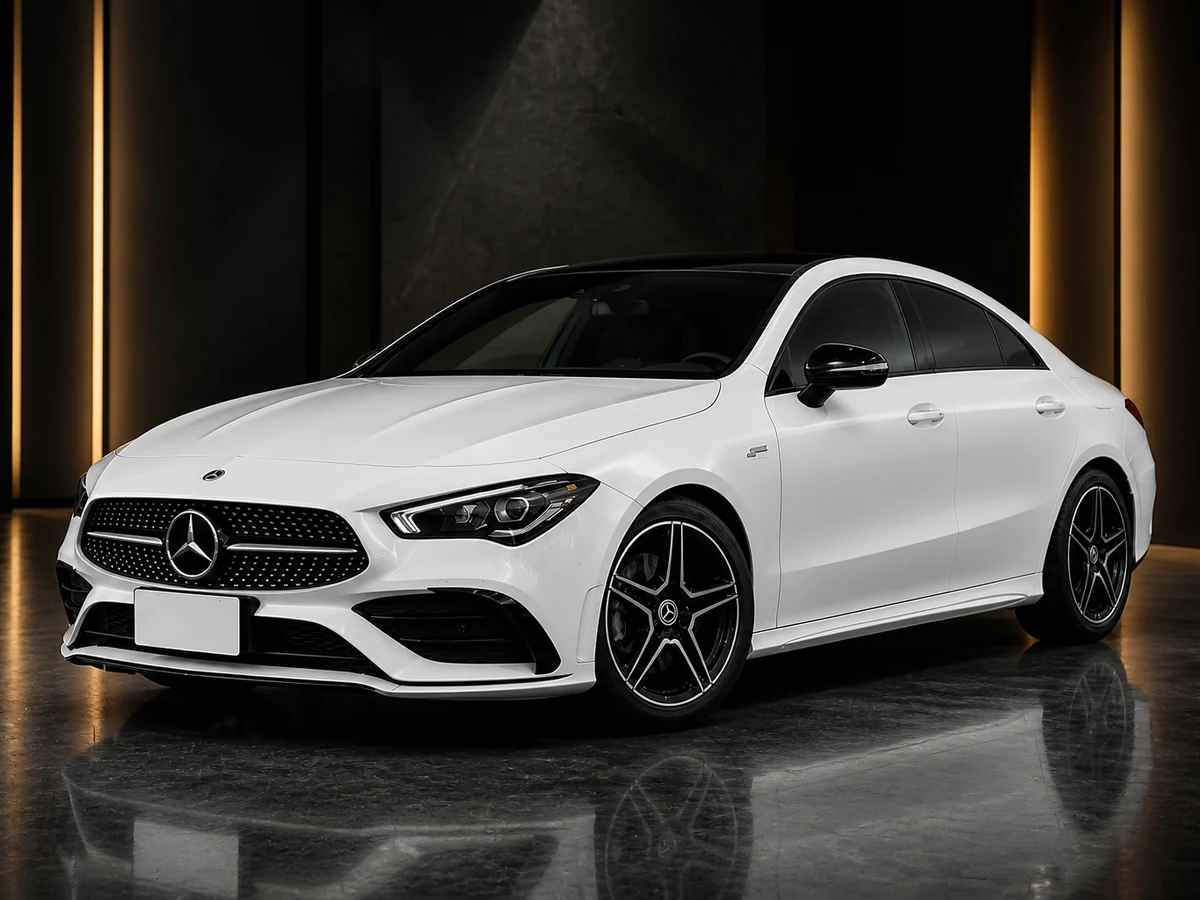 Mercedes-Benz CLA 250 租賃車款 45度完整車身